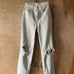 Pacsun Off-White Colored Distressed 90's Boyfriend Jeans